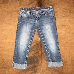 Juniors size 7 capris